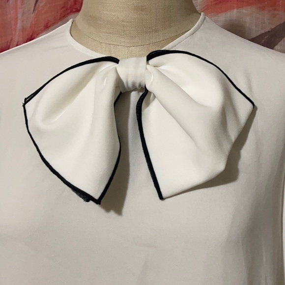 Zara beautiful blouse - Picture 2 of 9